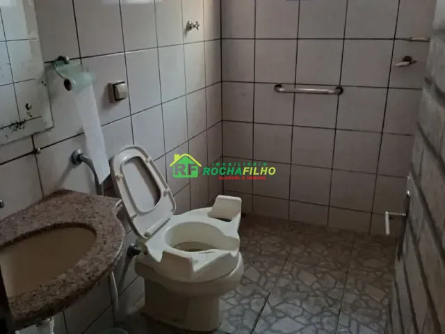 Casa com 200m², à venda, no bairro Itararé em Teresina