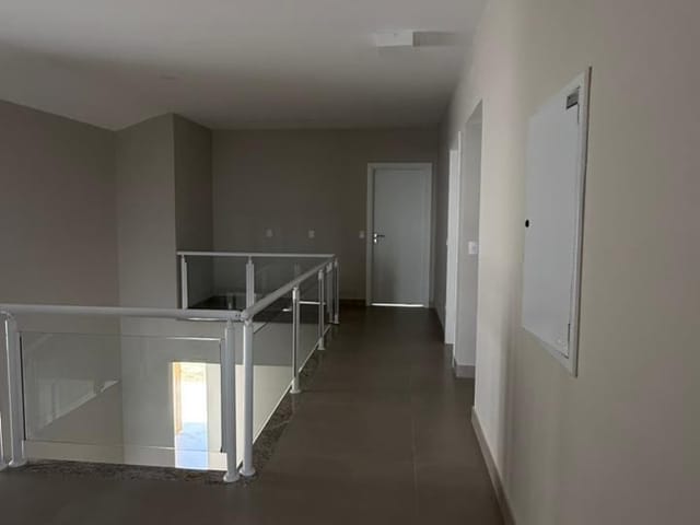 Casa 4 quartos e 5 banheiros, à venda, no bairro Esperança em Londrina