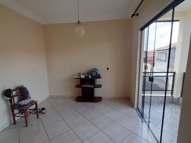 Casa com 125m², à venda, no bairro Nossa Senhora Aparecida  em Cambuí