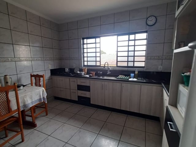 Casa com 125m², à venda, no bairro Nossa Senhora Aparecida  em Cambuí