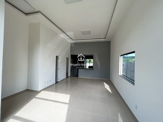 Casa com 395m² 3 quartos e 3 banheiros, à venda, no bairro Ubatiba em Maricá