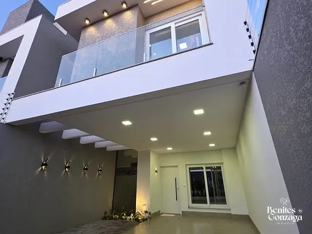 Casa 3 quartos e 4 banheiros, à venda, no bairro Jardim Paris VI em Maringá