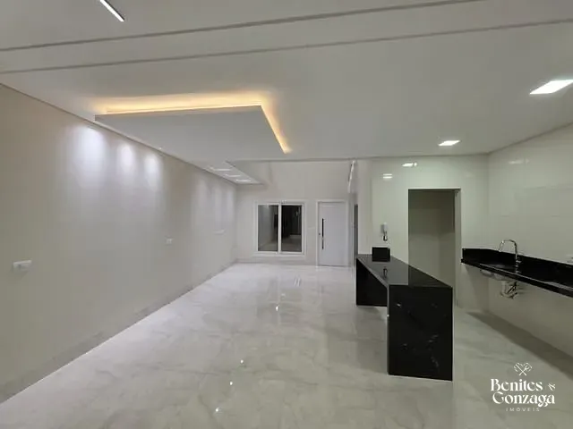 Casa 3 quartos e 4 banheiros, à venda, no bairro Jardim Paris VI em Maringá