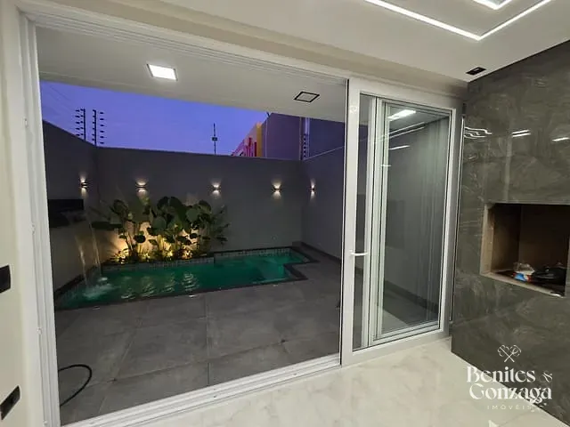 Casa 3 quartos e 4 banheiros, à venda, no bairro Jardim Paris VI em Maringá