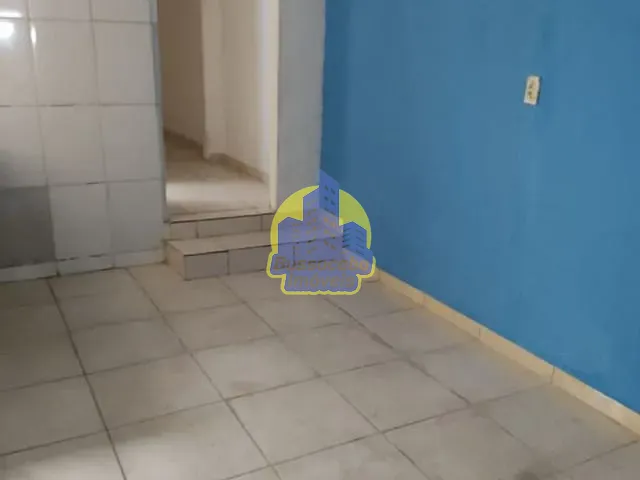 Casa com 70m² 2 quartos e 1 banheiro, à venda, no bairro Vila Três Irmãos em Carapicuíba