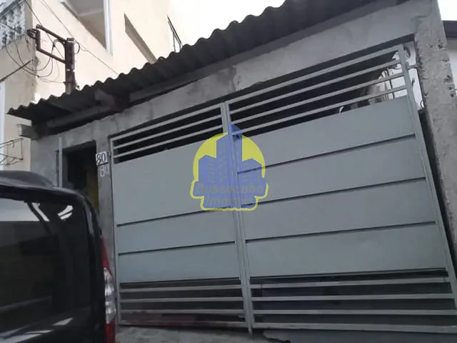 Casa com 70m² 2 quartos e 1 banheiro, à venda, no bairro Vila Três Irmãos em Carapicuíba