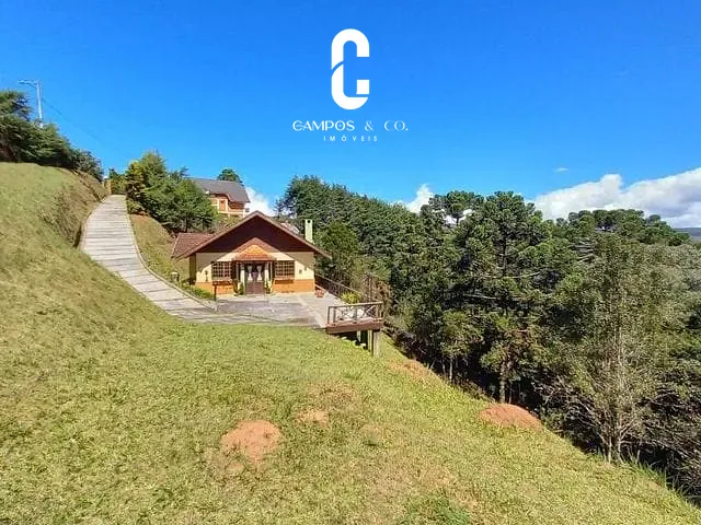 Casa com 2455m² 3 quartos e 2 banheiros, à venda, no bairro COND. FLORESTAL CLUBE em Campos do Jordão