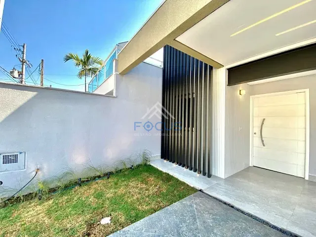 Casa com 225m² 3 quartos e 4 banheiros, à venda, no bairro Gramadão em Jundiaí