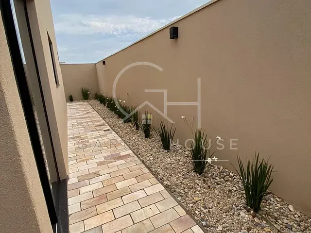 Casa com 300m² 3 quartos e 5 banheiros, à venda, no bairro Residencial Jatobá em Ribeirão Preto
