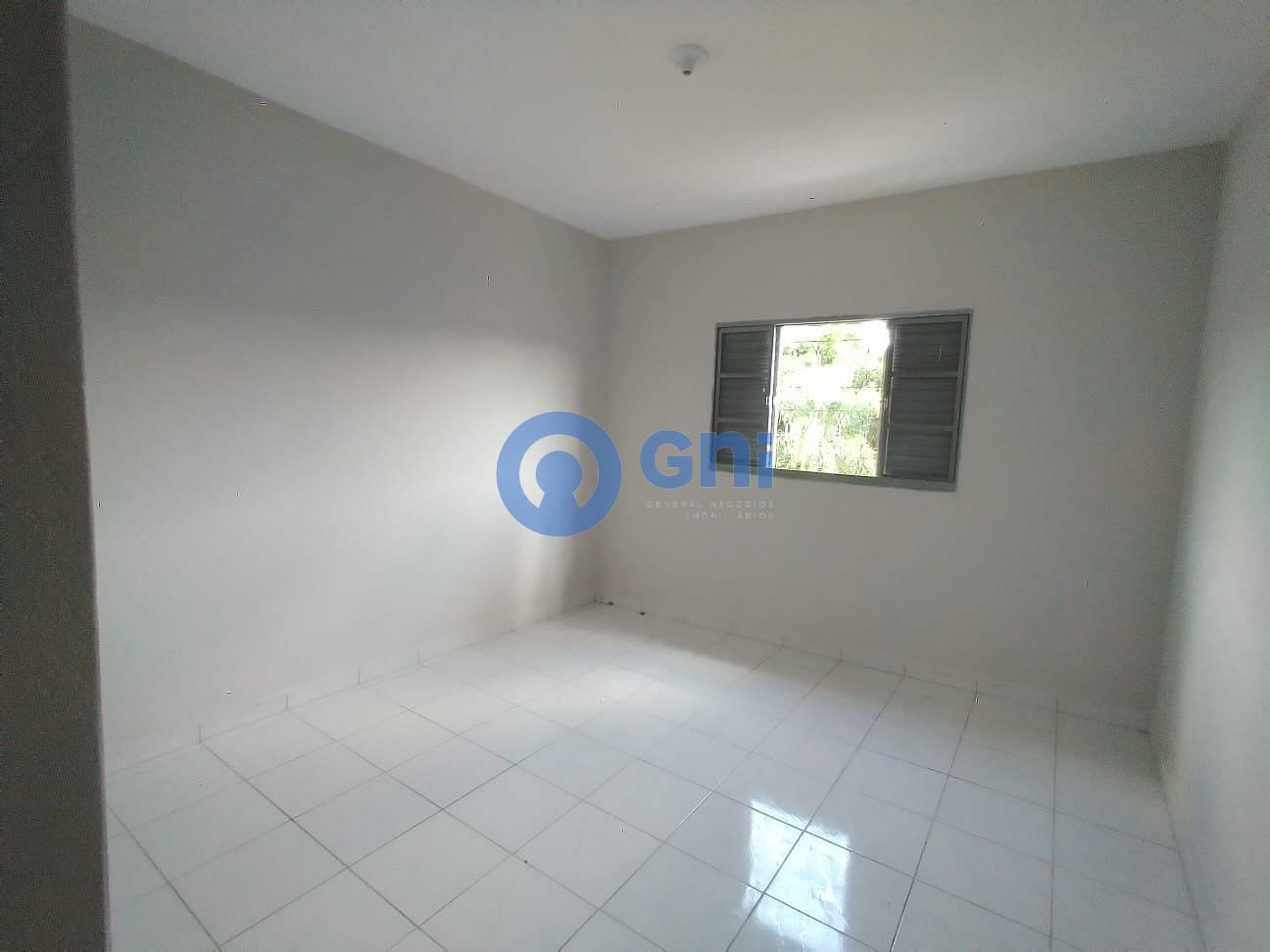 Casa para alugar com 2 quartos, 50m² - Foto 12