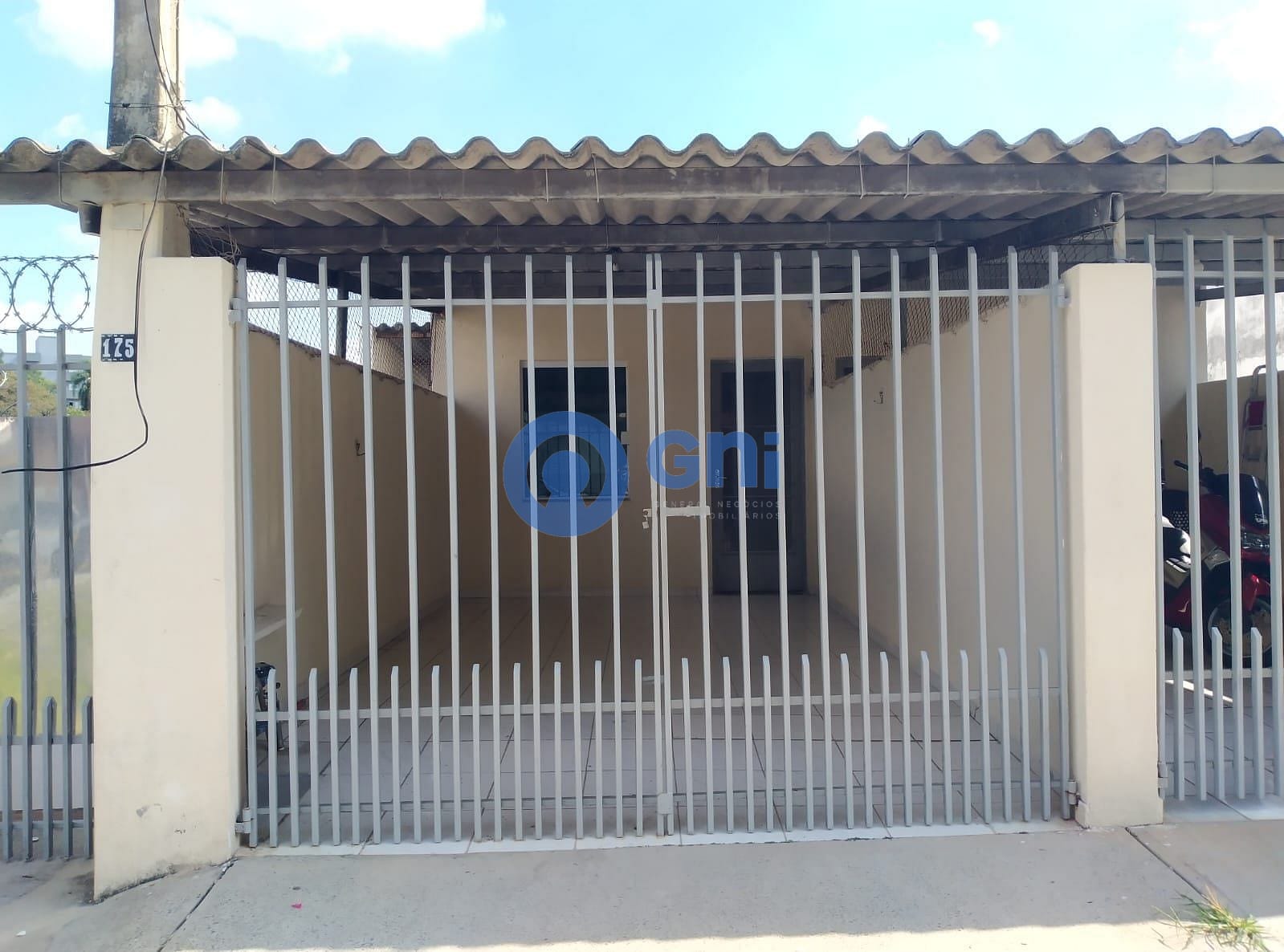 Casa para alugar com 2 quartos, 50m² - Foto 2