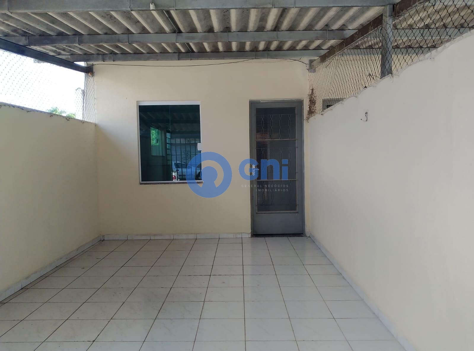 Casa para alugar com 2 quartos, 50m² - Foto 3