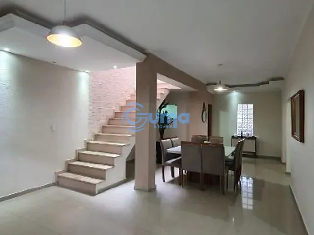 Casa com 300m² 4 quartos e 3 banheiros, à venda, no bairro Jardim Primavera em Bragança Paulista