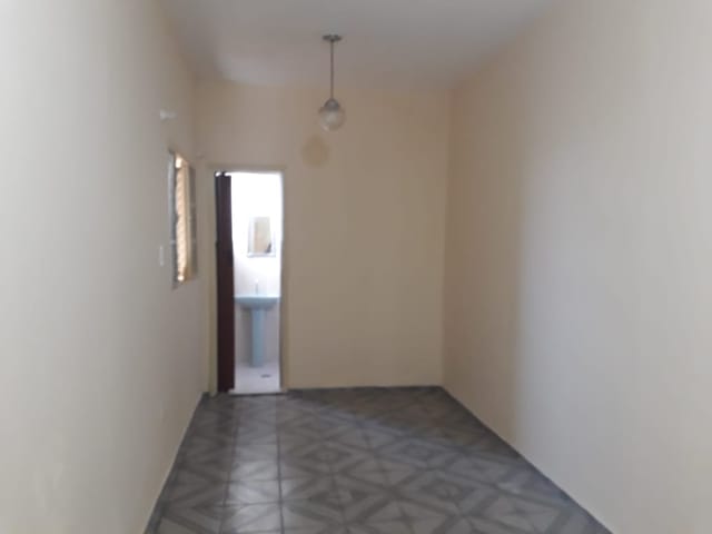 Casa com 135m² 2 quartos e 1 banheiro, à venda, no bairro Vila Castelo Branco em Campinas