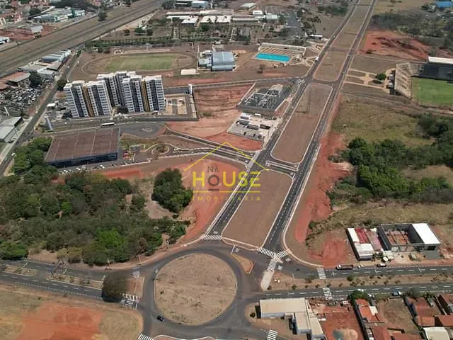 Casa com 167m², à venda, no bairro Jardim Residencial Eulália em Votuporanga