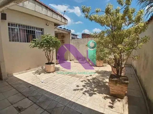 Casa com 200m² 3 quartos e 1 banheiro, à venda, no bairro Novo Osasco em Osasco