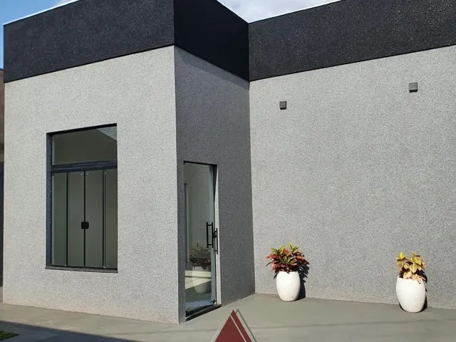 Casa com 200m² 2 quartos e 2 banheiros, à venda, no bairro Parque das Esmeraldas em Franca