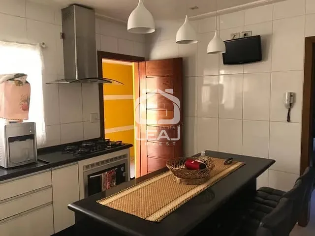 Casa com 190m² 3 quartos e 1 banheiro, à venda, no bairro Jardim Leônidas Moreira em São Paulo