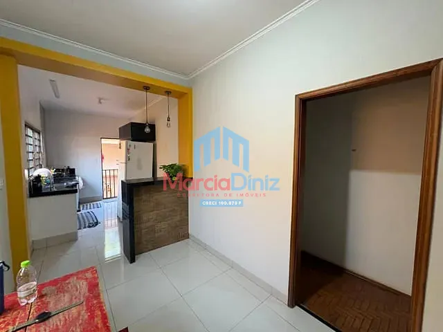 Casa com 234m² 3 quartos e 1 banheiro, à venda, no bairro Centro em Ituverava