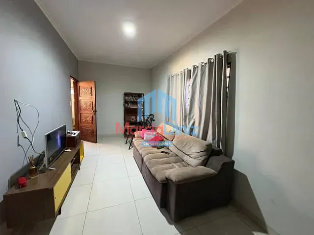 Casa com 234m² 3 quartos e 1 banheiro, à venda, no bairro Centro em Ituverava