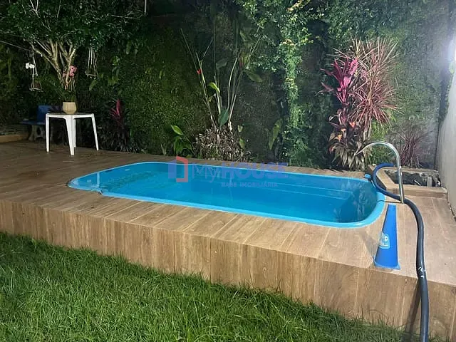 Casa 4 quartos e 3 banheiros, à venda, no bairro Olivença em Ilhéus