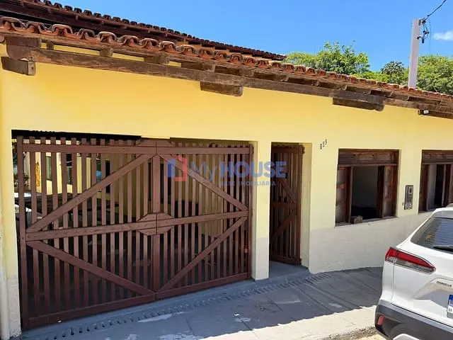Casa 4 quartos e 3 banheiros, à venda, no bairro Olivença em Ilhéus