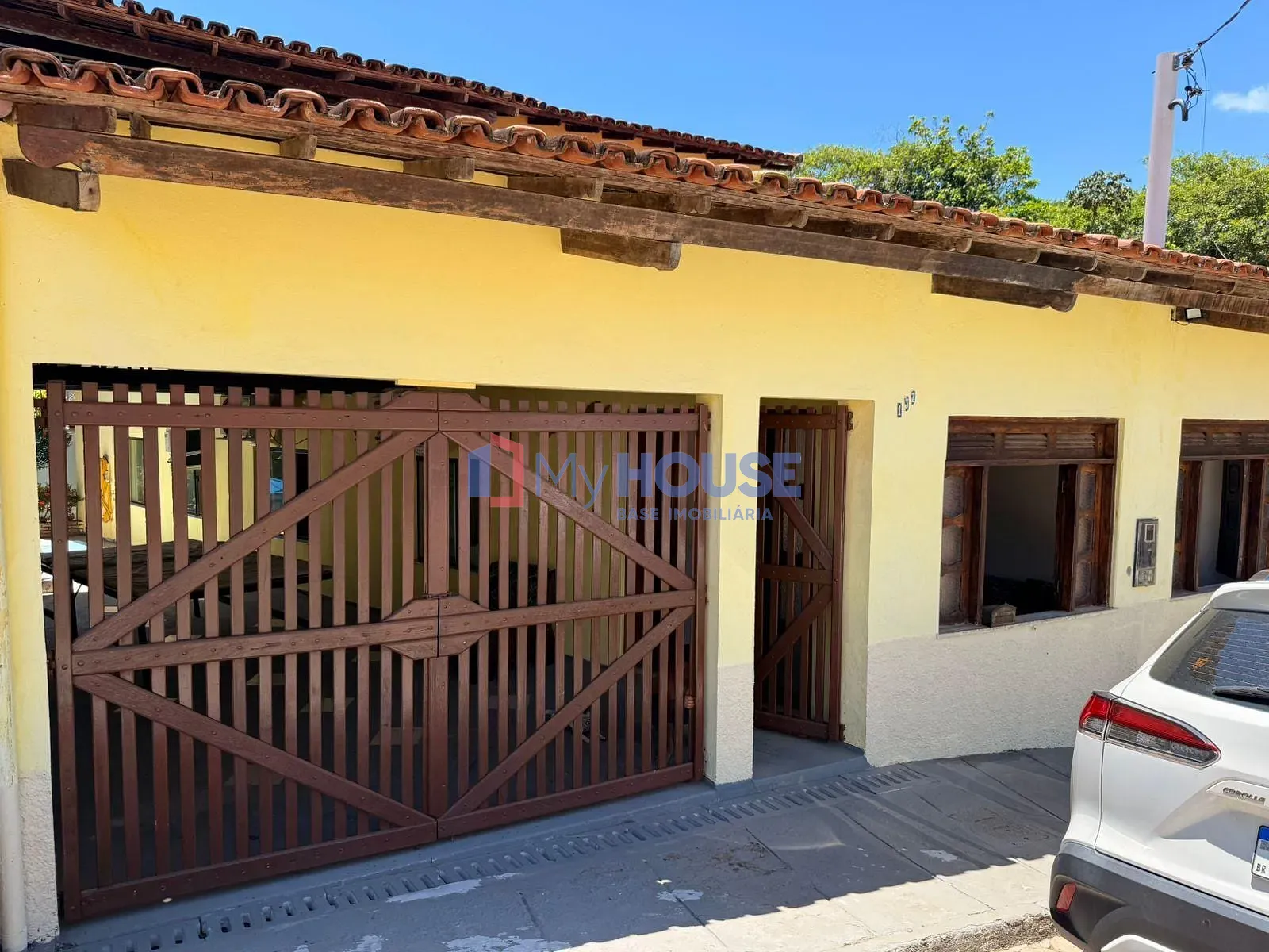 Casa, 4 quartos, 158 m² - Foto 1