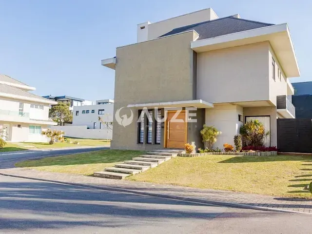 Casa com 441m² 4 quartos e 7 banheiros, à venda, no bairro Uberaba em Curitiba