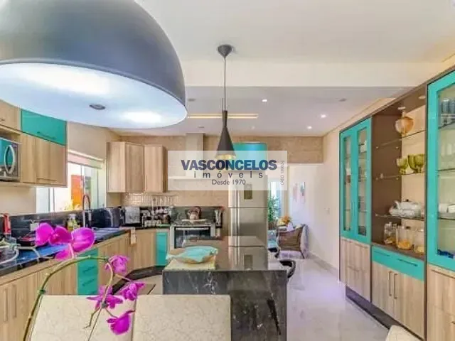 Casa com 245m² 3 quartos e 3 banheiros, à venda, no bairro Monte Castelo em São José dos Campos