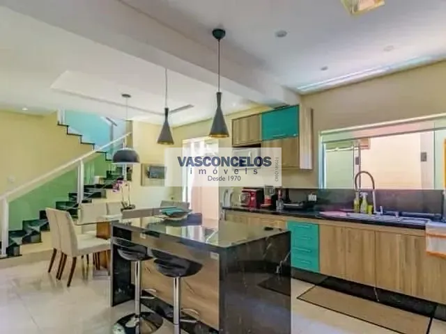 Casa com 245m² 3 quartos e 3 banheiros, à venda, no bairro Monte Castelo em São José dos Campos
