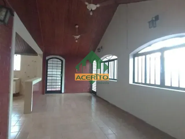 Casa com 275m² 3 quartos e 3 banheiros, à venda ou para alugar, no bairro Vila Mendonça em Araçatuba