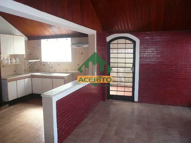 Casa com 275m² 3 quartos e 3 banheiros, à venda ou para alugar, no bairro Vila Mendonça em Araçatuba