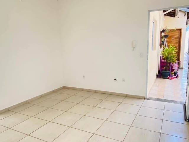 Casa 2 quartos e 1 banheiro, à venda, no bairro Vila São Paulo em Mogi das Cruzes