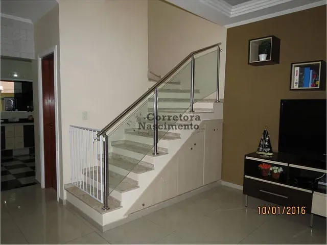 Casa com 161m² 2 quartos e 1 banheiro, à venda, no bairro Jardim Altos de Santana II em Jacareí