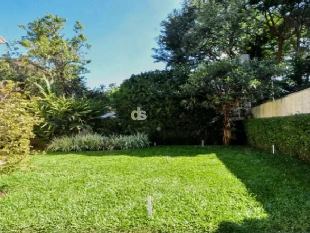 Casa com 600m² 3 quartos e 3 banheiros, para alugar, no bairro Jardim Europa em São Paulo