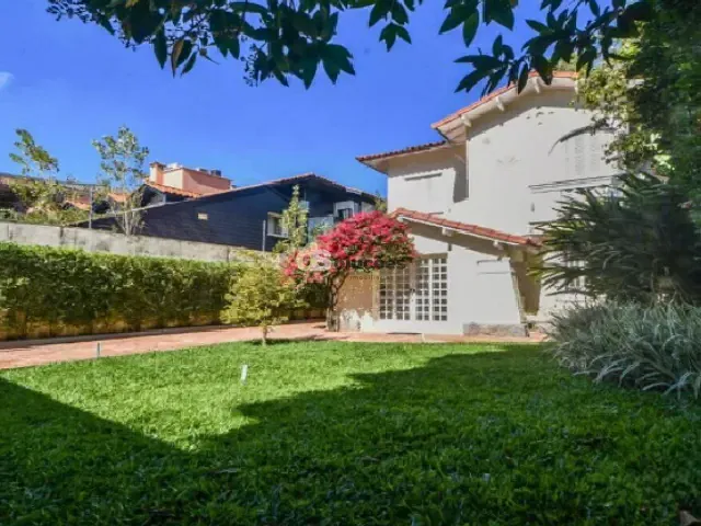 Casa com 600m² 3 quartos e 3 banheiros, para alugar, no bairro Jardim Europa em São Paulo