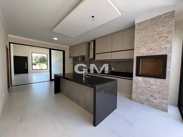 Casa com 250m² 3 quartos e 2 banheiros, à venda, no bairro Jardim Cybelli em Ribeirão Preto