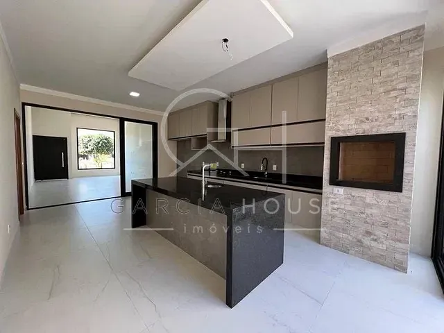 Casa com 250m² 3 quartos e 2 banheiros, à venda, no bairro Jardim Cybelli em Ribeirão Preto