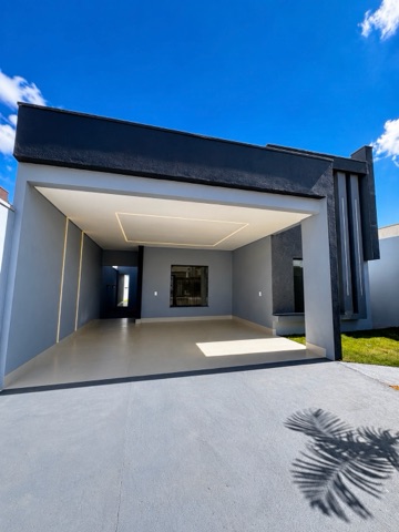 Casa com 250m² 3 quartos e 2 banheiros, à venda, no bairro Jardim América em Nova Mutum