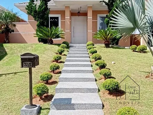 Casa com 700m² 4 quartos e 4 banheiros, à venda, no bairro Centro em Vargem Grande Paulista