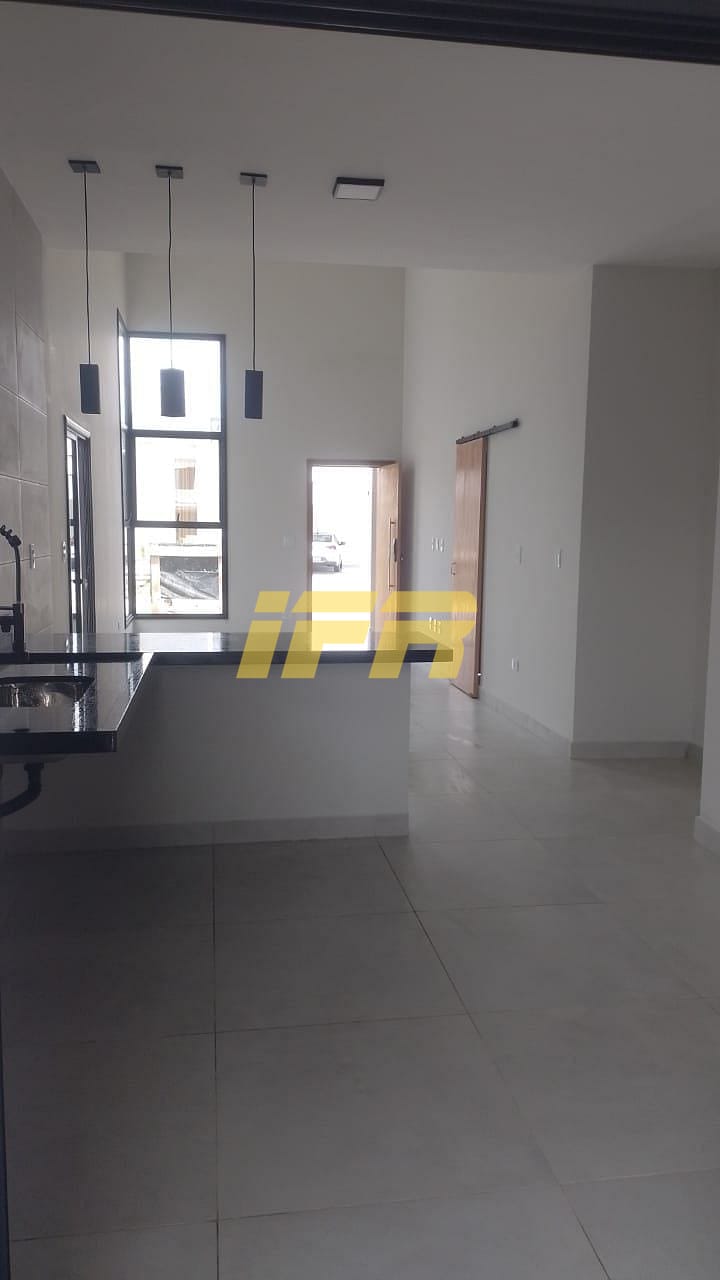 Casa, 3 quartos, 133 m² - Foto 2