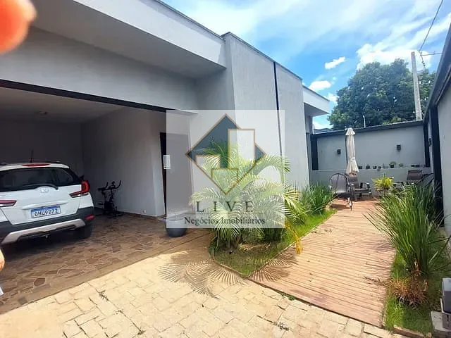 Casa 3 quartos e 4 banheiros, à venda, no bairro Chácara Machadinho I em Americana