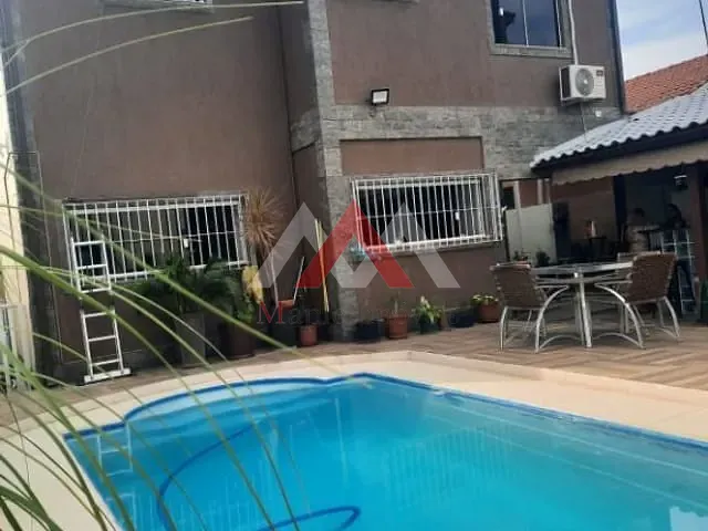 Casa com 360m² 3 quartos e 5 banheiros, à venda, no bairro Piratininga em Niterói