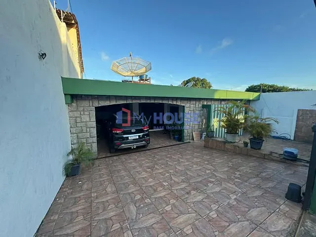 Casa 5 quartos e 4 banheiros, à venda, no bairro Tapera em Ilhéus