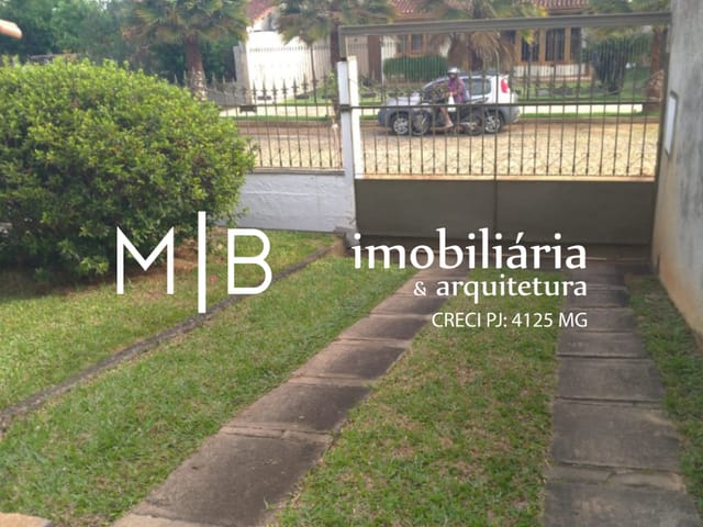 Casa com 780m² 4 quartos e 3 banheiros, à venda, no bairro JARDIM SANTA CRISTINA em CATAGUASES