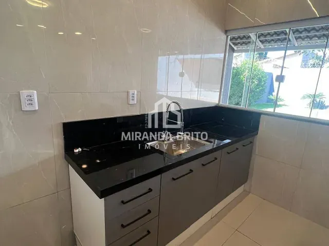 Casa 3 quartos e 2 banheiros, à venda, no bairro Setor Aeroporto Sul em Aparecida de Goiânia