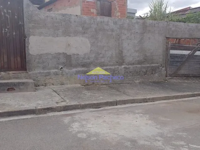 Casa com 294m² 1 quarto e 1 banheiro, à venda, no bairro Vila Izildinha em Capivari