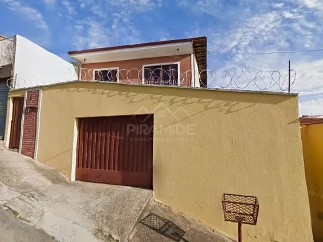Casa 3 quartos e 2 banheiros, à venda ou para alugar, no bairro Estância São José em Poços de Caldas