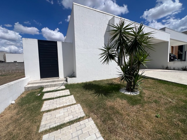 Casa 3 quartos e 3 banheiros, à venda, no bairro Zelia Barbosa Rocha em Arapiraca