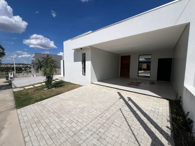 Casa 3 quartos e 3 banheiros, à venda, no bairro Zelia Barbosa Rocha em Arapiraca